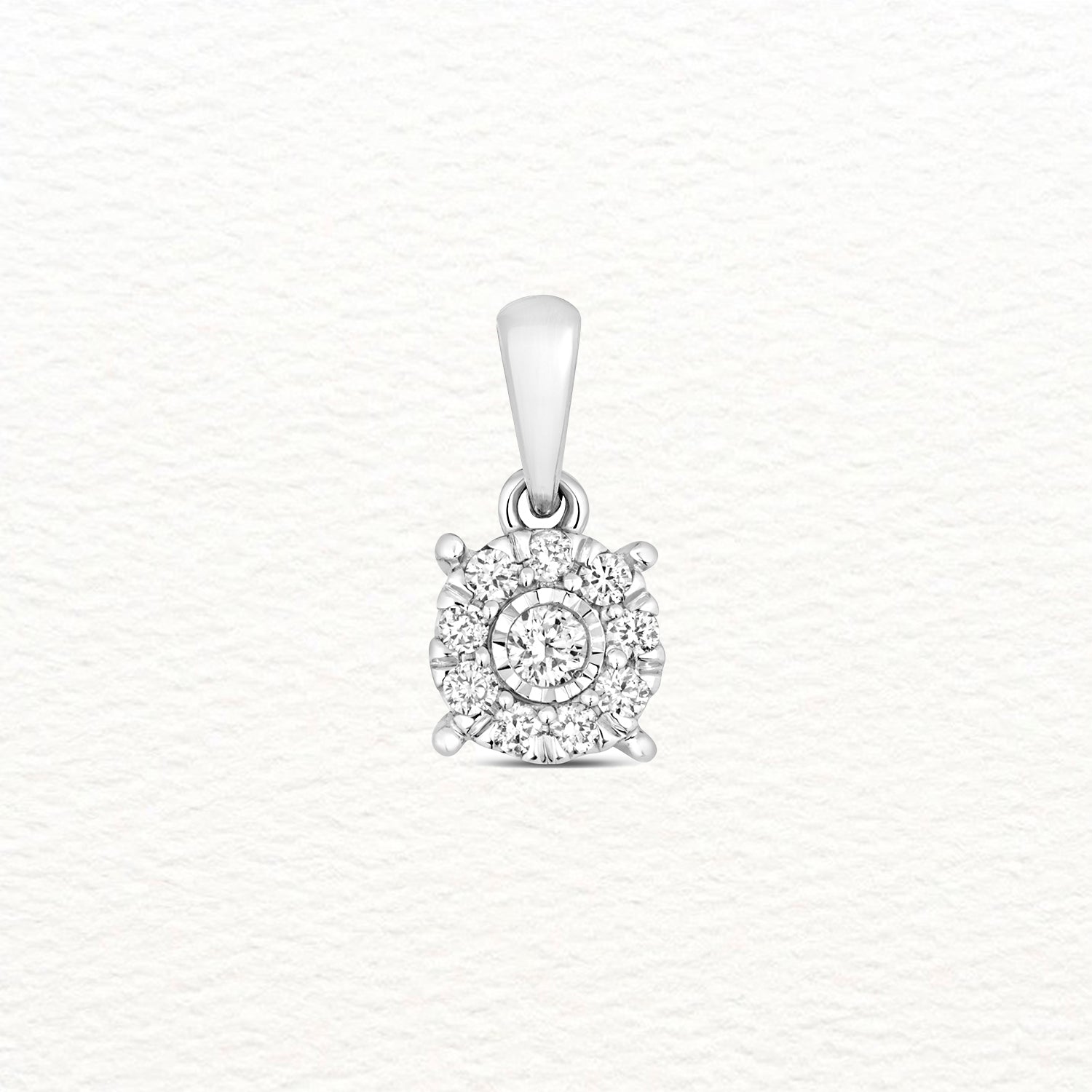 18K Gold and Diamond Illusion Round Cluster Pendant