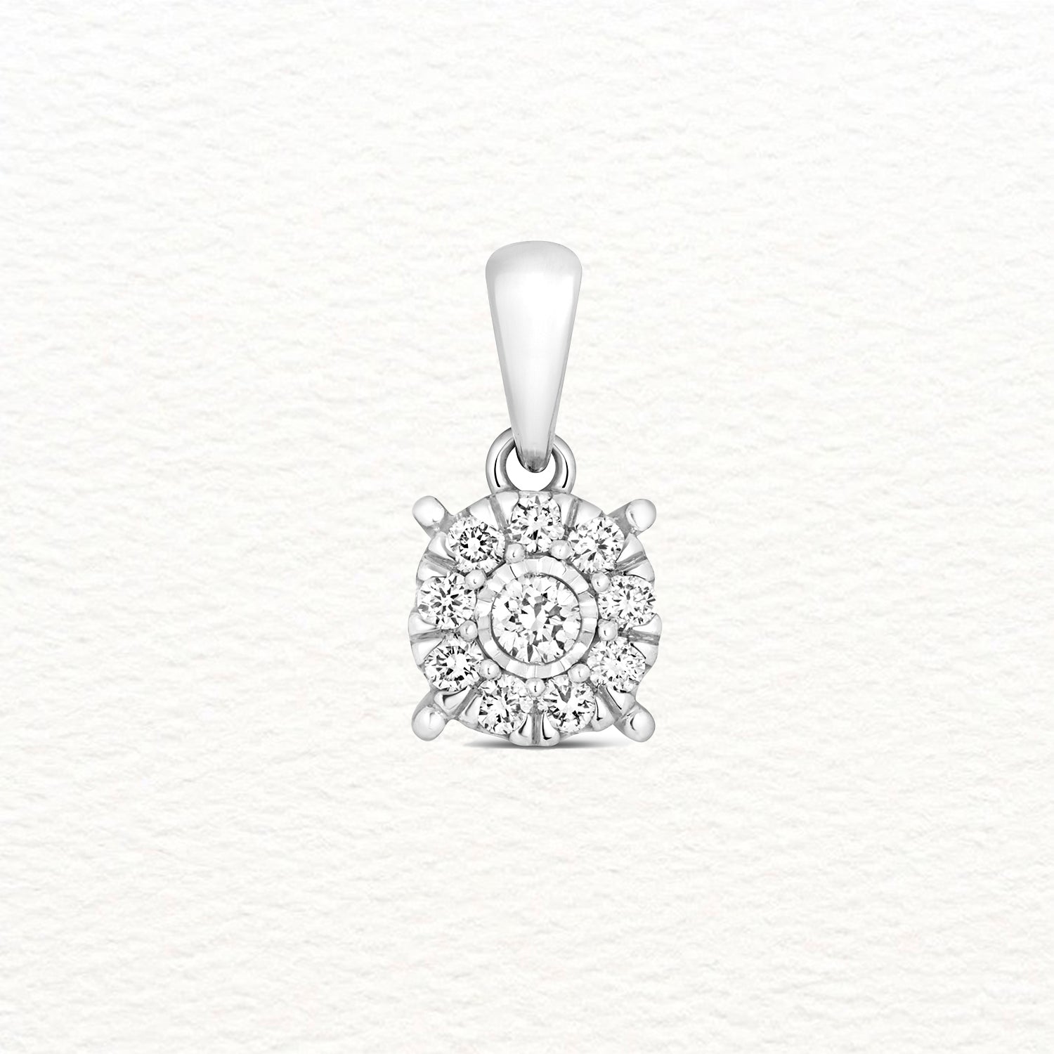 18K Gold and Diamond Illusion Round Cluster Pendant