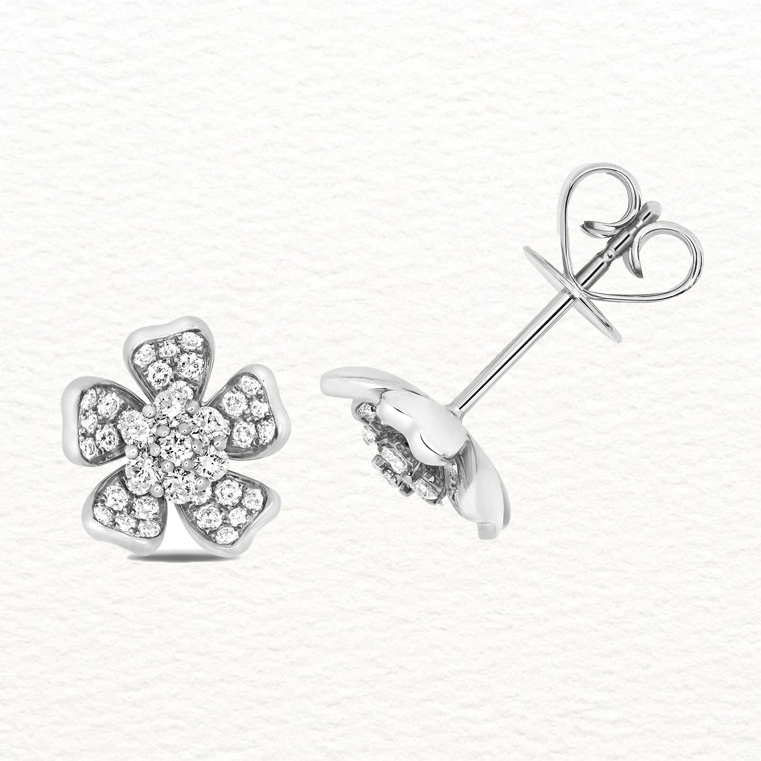 18K Gold and Diamond Flower Stud Earring